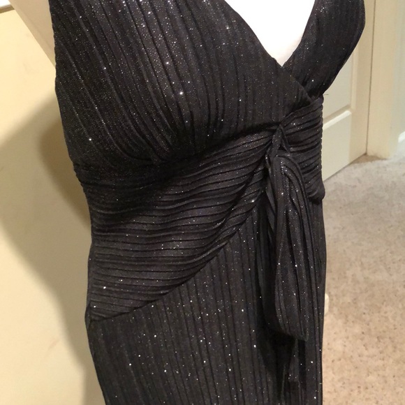 Black Shimmering Cocktail Dress - Picture 3 of 8